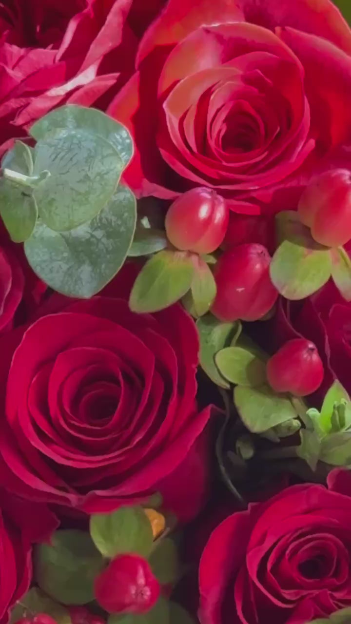 Red Red Wine (Signature Petal Arrangement)