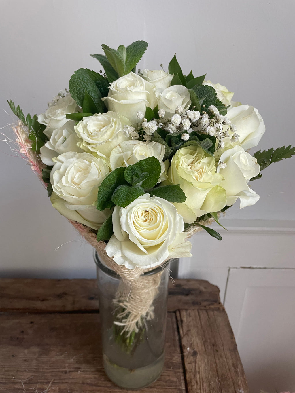 Minted (Signature Petal Arrangement)