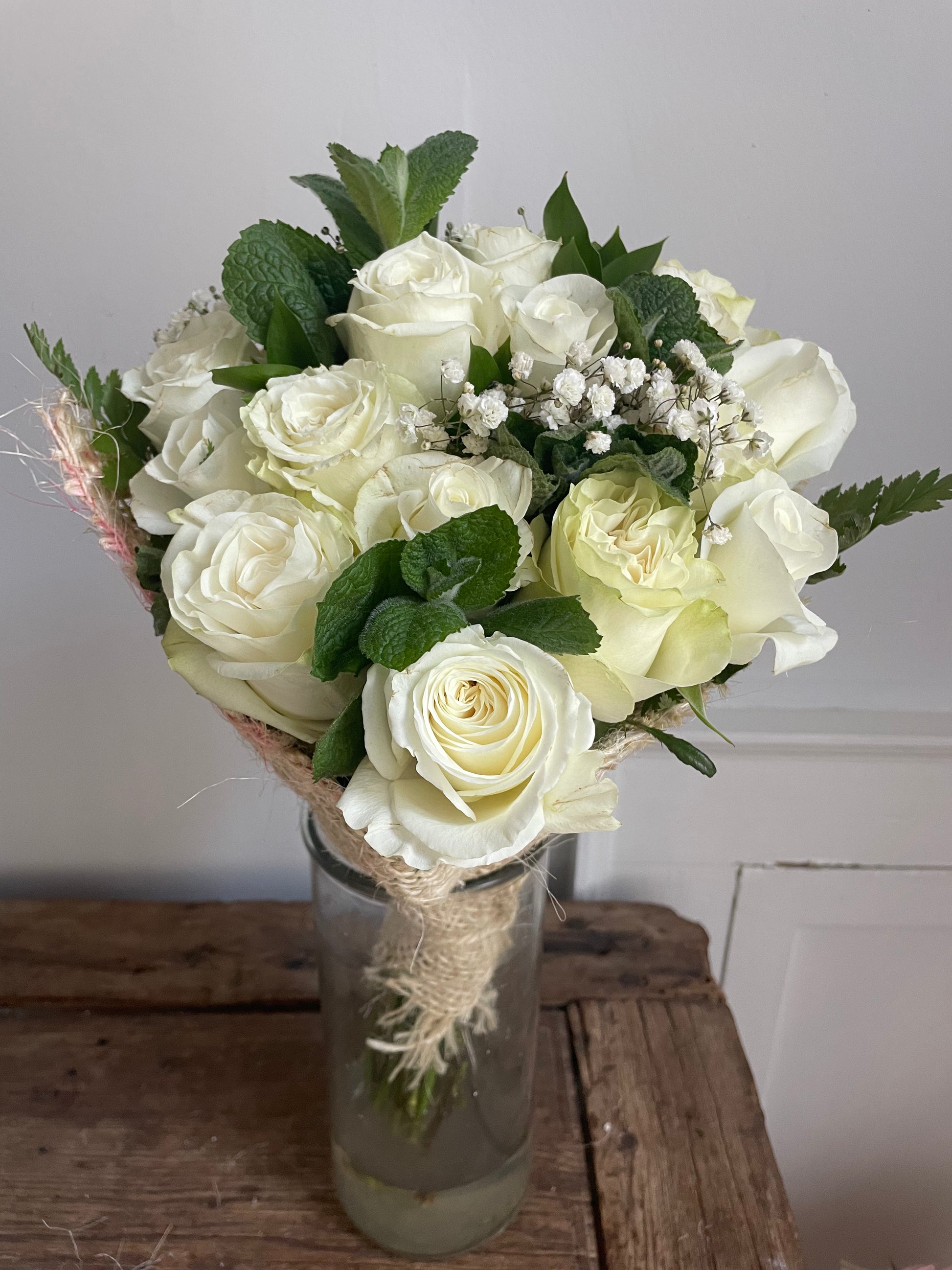 Minted (Signature Petal Arrangement)
