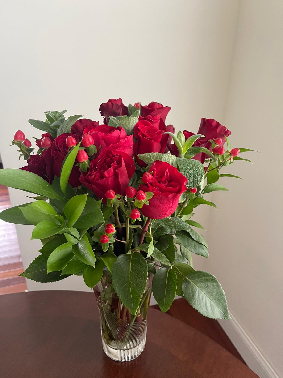 Red Red Wine (Signature Petal Arrangement)
