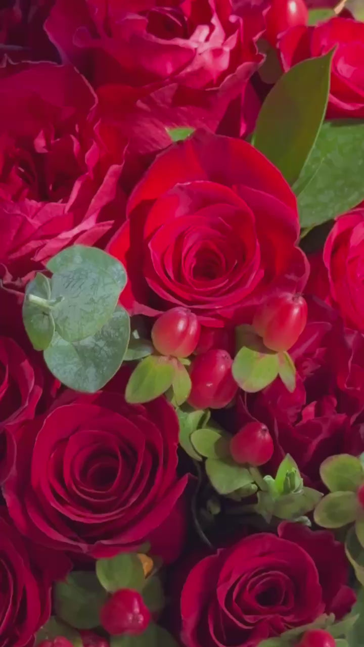 Red Red Wine (Signature Petal Arrangement)